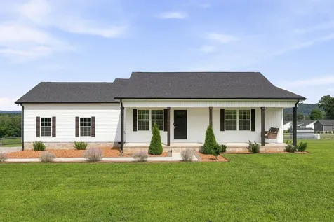1719 Purvin Lollar Road Sparta TN 38583