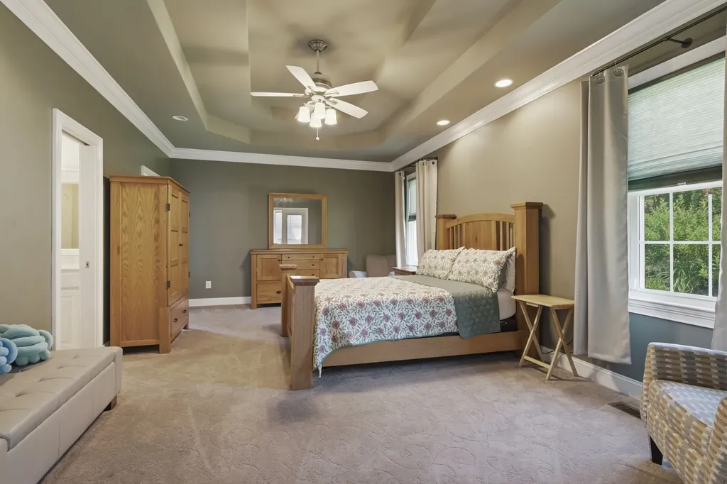 114 Collinwood Drive Gallatin TN 37066