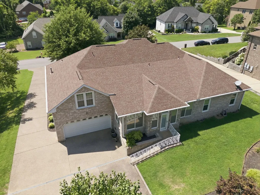 114 Collinwood Drive Gallatin TN 37066