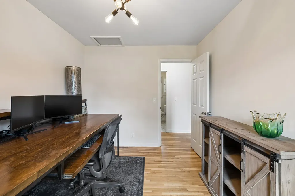 5915 Kinsdale Drive Nashville TN 37211