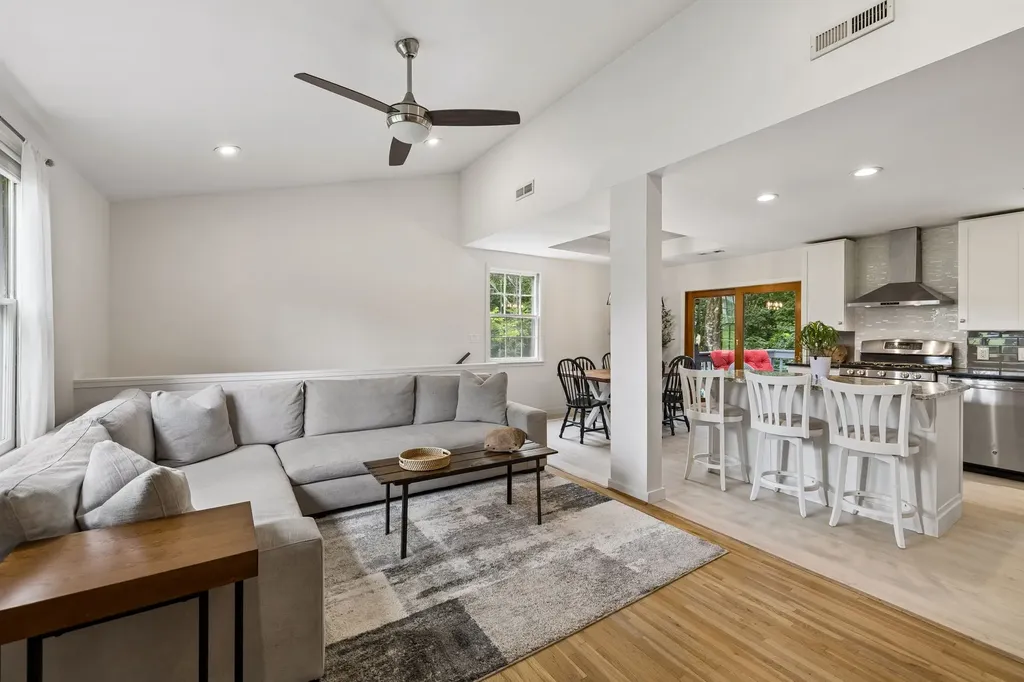 5915 Kinsdale Drive Nashville TN 37211