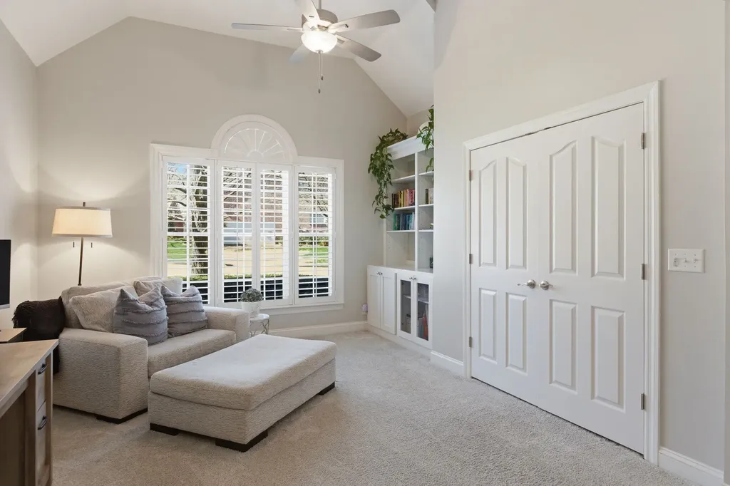 4840 Redcastle Ridge Nashville TN 37211