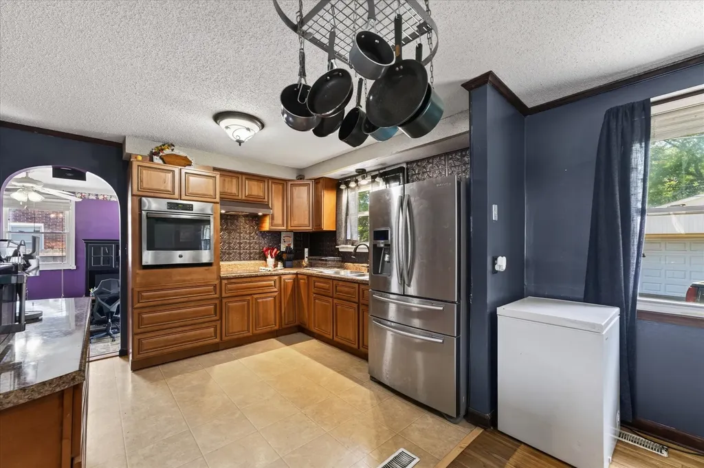 2404 Green Acres Drive Clarksville TN 37042