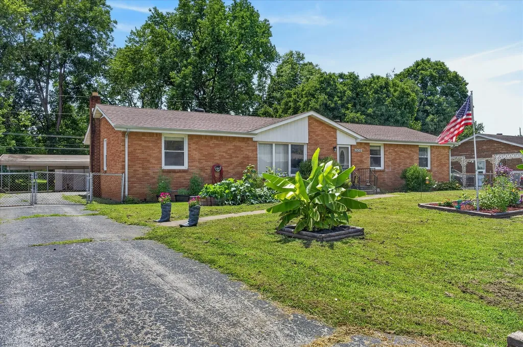 2404 Green Acres Drive Clarksville TN 37042