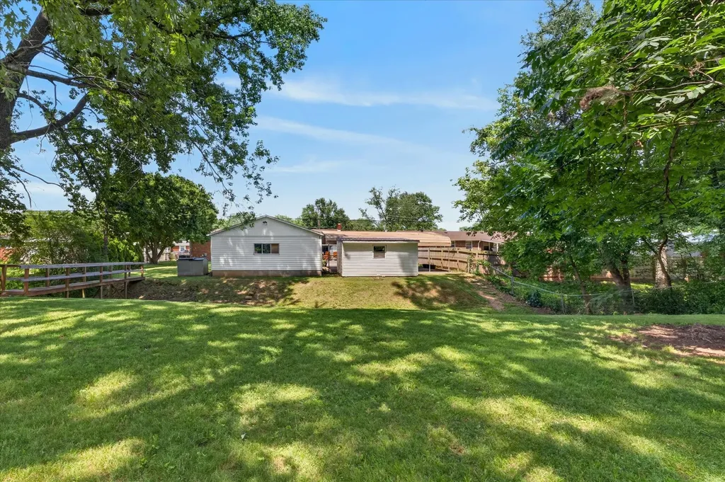 2404 Green Acres Drive Clarksville TN 37042