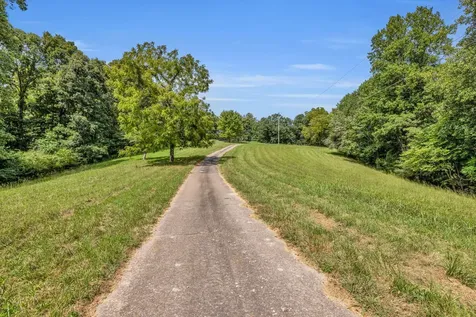 8455 Lewis Road Nashville TN 37221