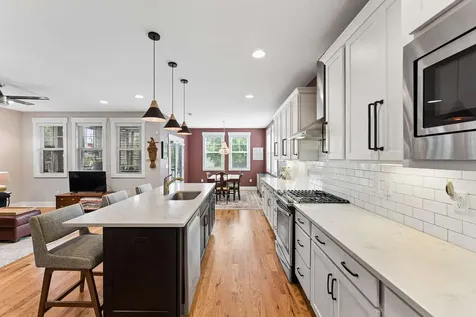 100 Rose Street Nashville TN 37210
