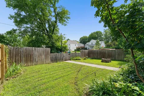 100 Rose Street Nashville TN 37210