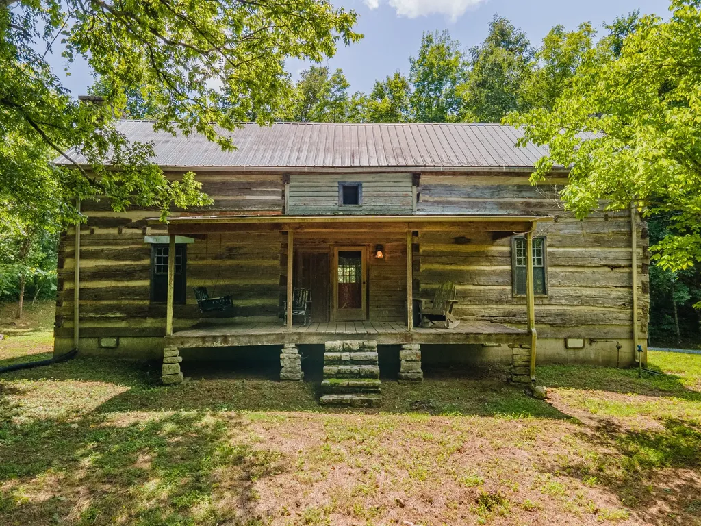 1700 Allen Brown Road Belfast TN 37019
