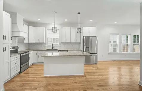 1518B Dugger Drive Nashville TN 37206
