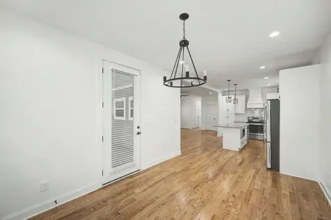 1518B Dugger Drive Nashville TN 37206