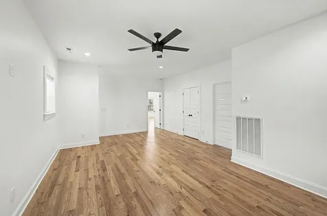 1518B Dugger Drive Nashville TN 37206