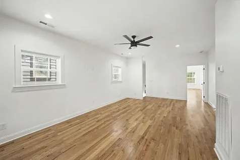 1518B Dugger Drive Nashville TN 37206