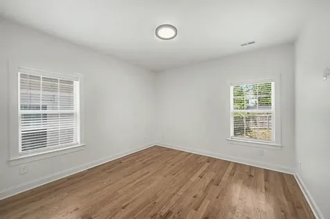 1518B Dugger Drive Nashville TN 37206