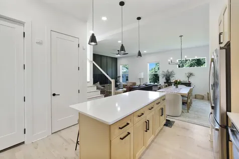 2305 Oak Court Nashville TN 37206