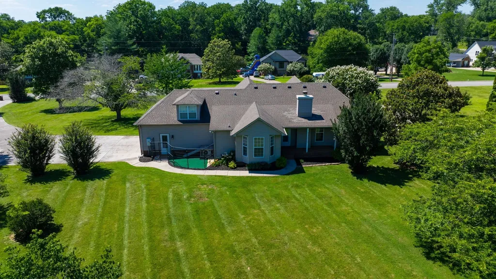 817 Rands Way Columbia TN 38401