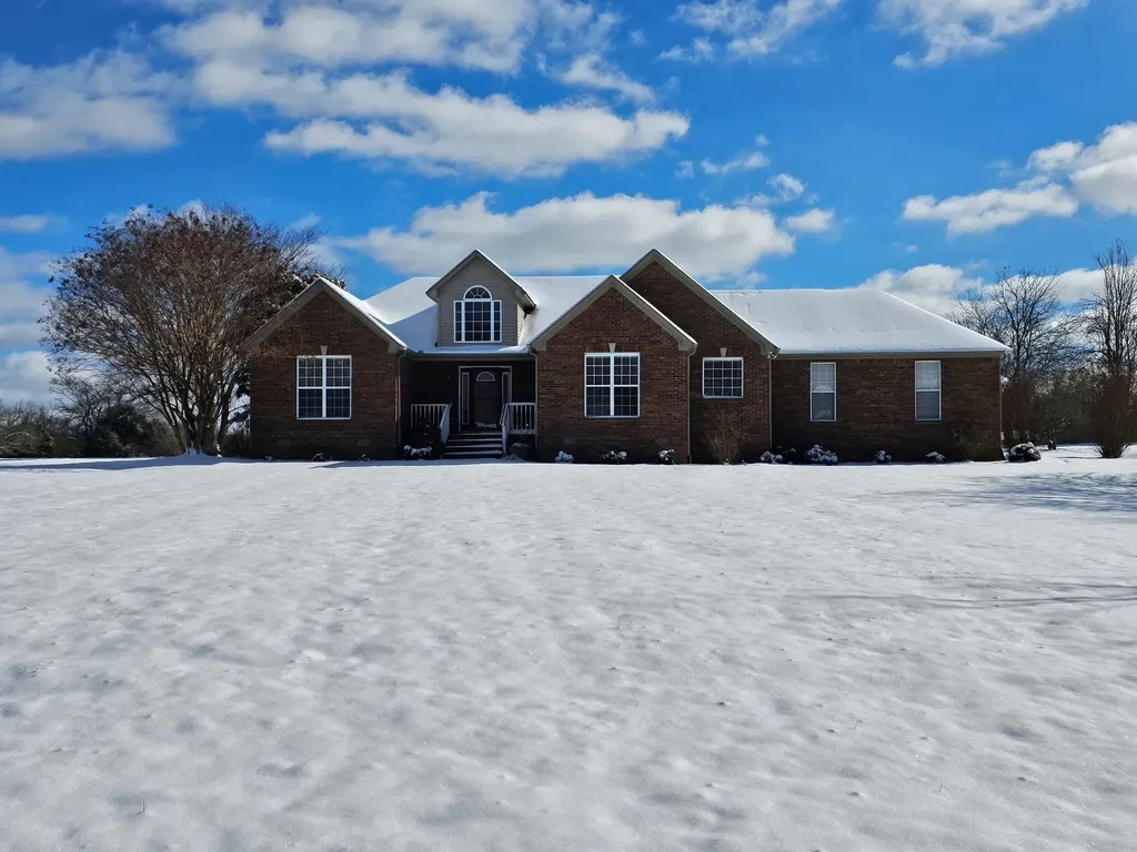 817 Rands Way Columbia TN 38401