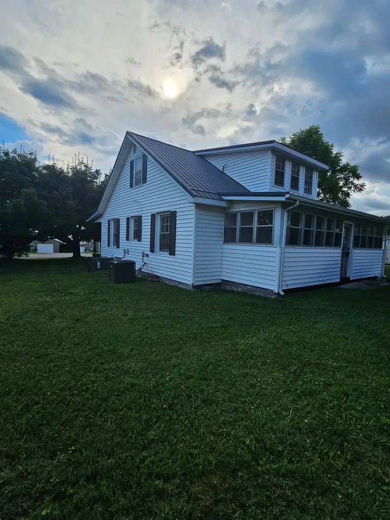 70 Yvonne Avenue Crossville TN 38555