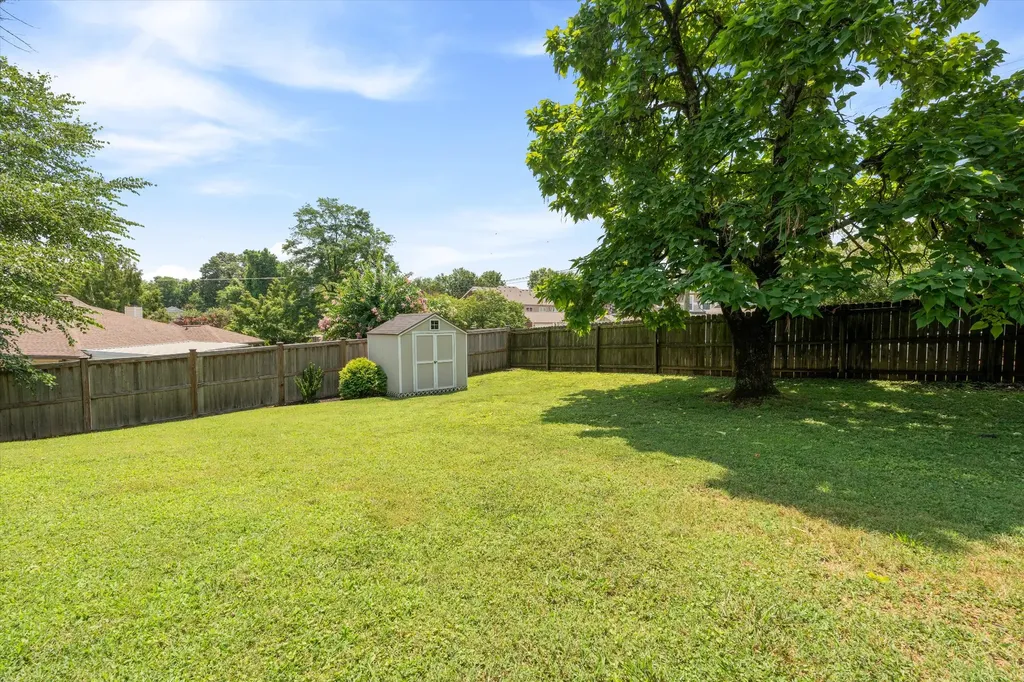 2804 Chapelwood Drive Hermitage TN 37076