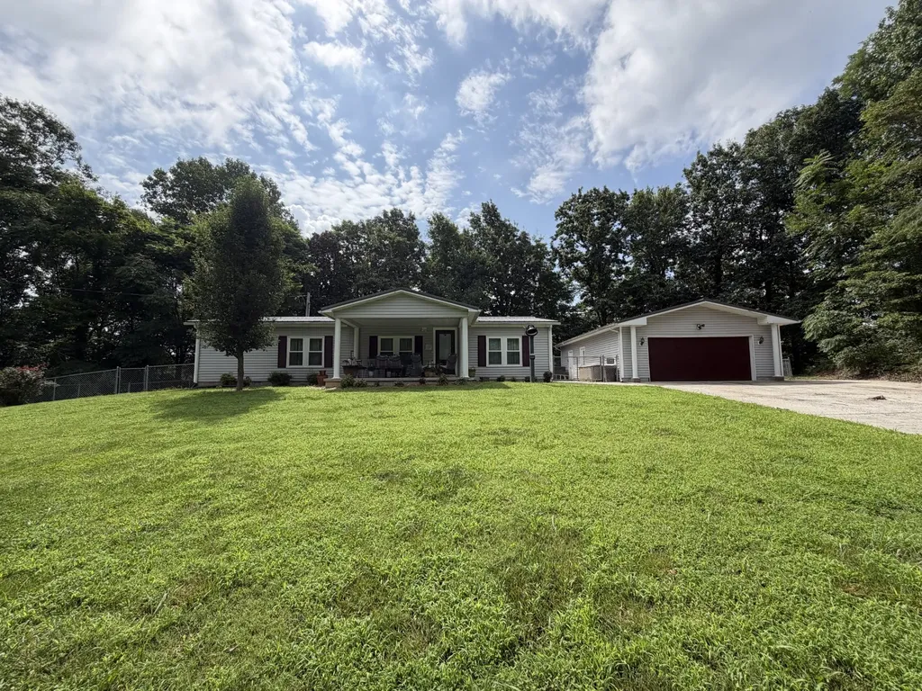 14970 Center Hill Dam Road Silver Point TN 38582