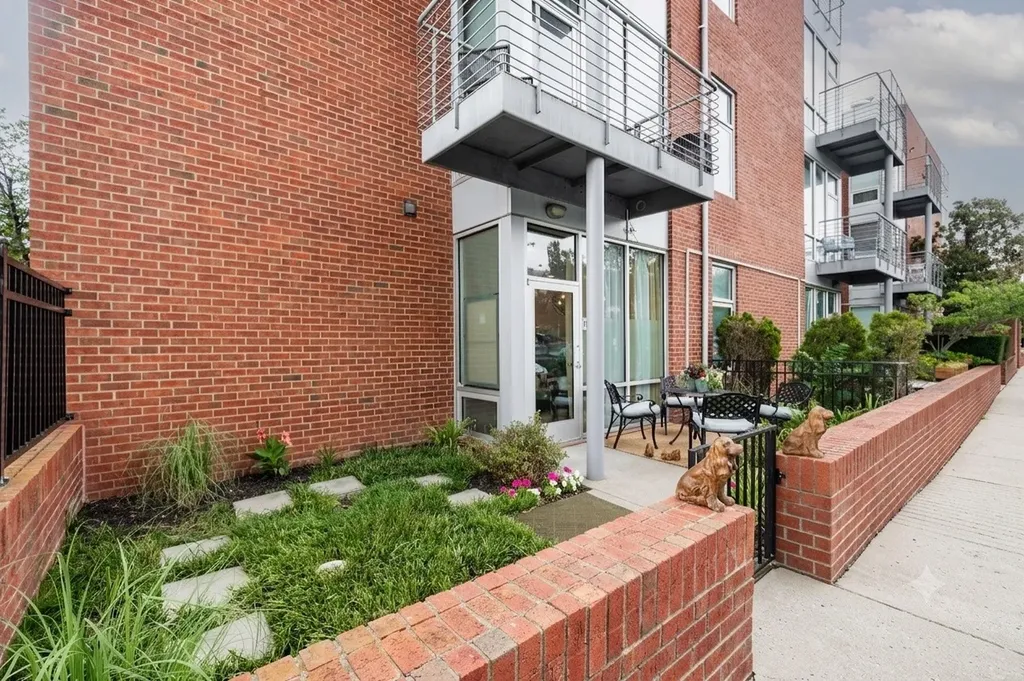 926 Woodland Street Nashville TN 37206