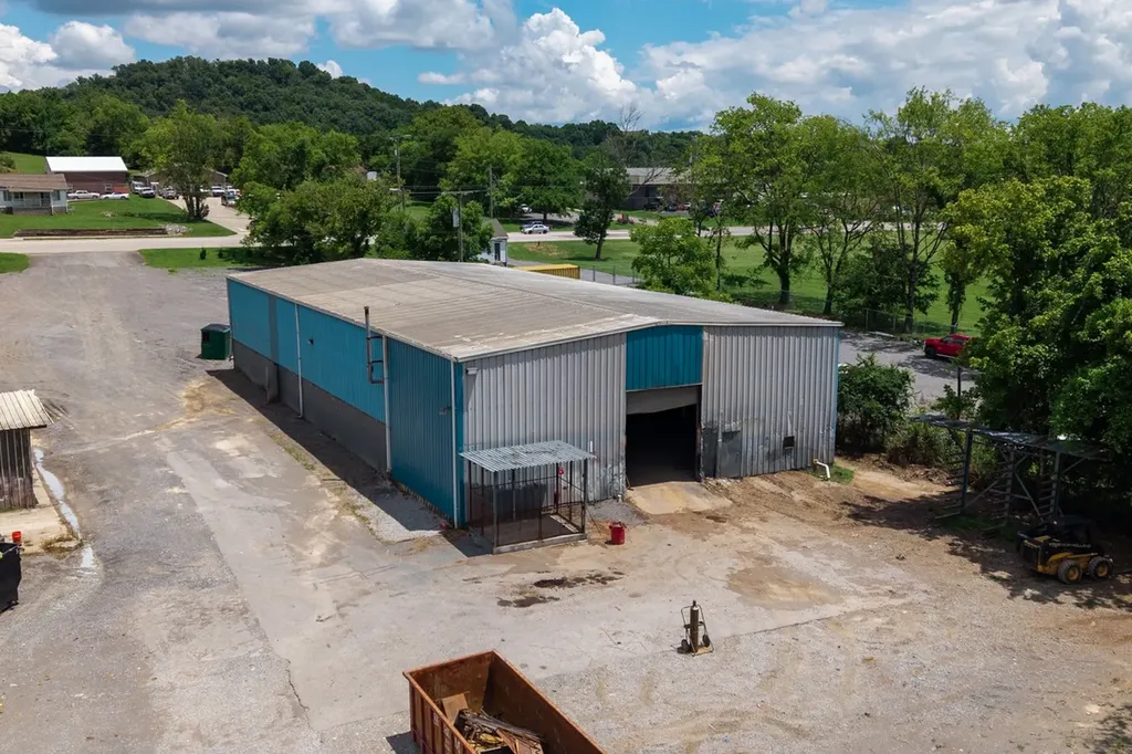 870 Springfield Highway Goodlettsville TN 37072