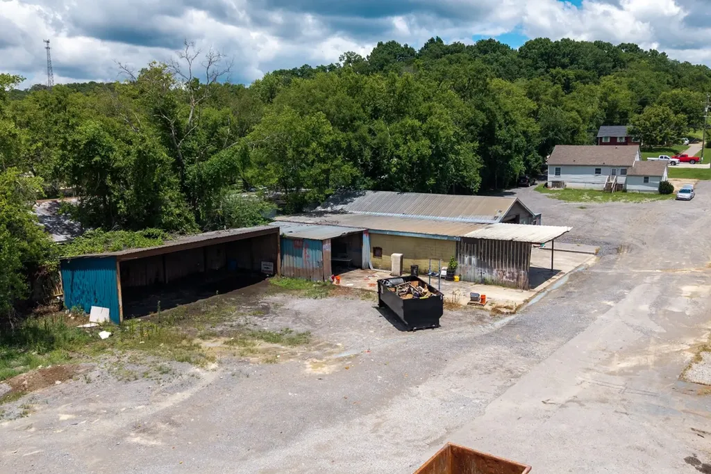 870 Springfield Highway Goodlettsville TN 37072