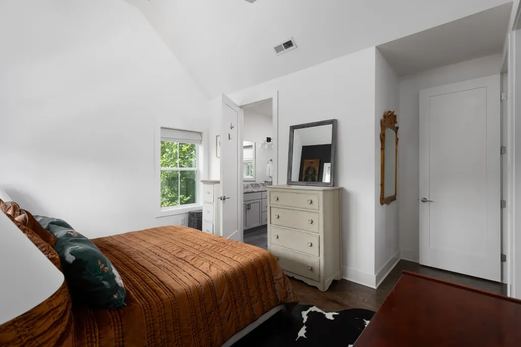 646 Nashua Lane Nashville TN 37209