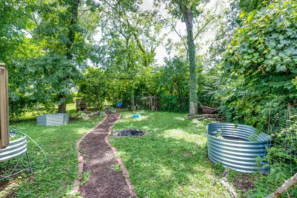 2604 Vista Lane Nashville TN 37207