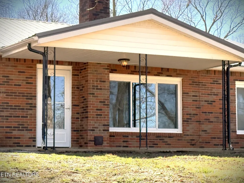 1152 Dogwalk Road Monroe TN 38573