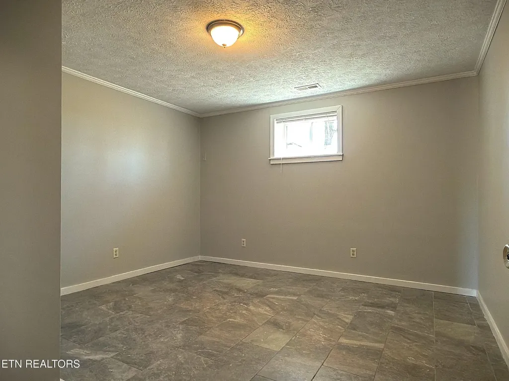 1152 Dogwalk Road Monroe TN 38573