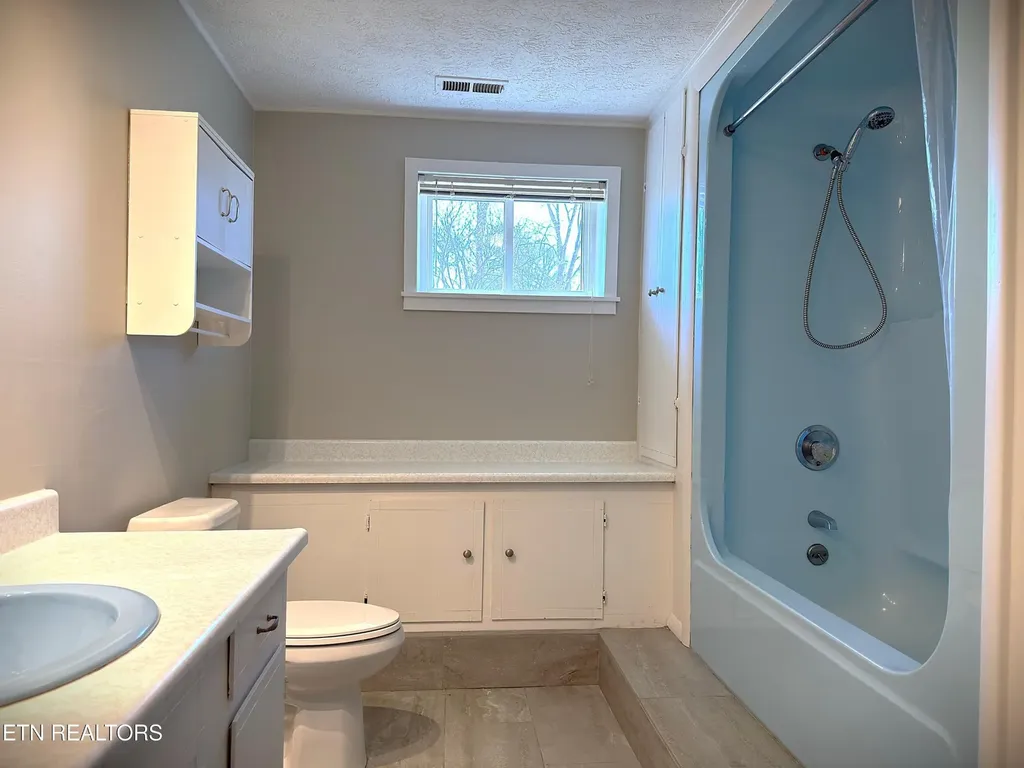1152 Dogwalk Road Monroe TN 38573