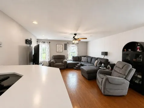 2811 Best Road Maryville TN 37803