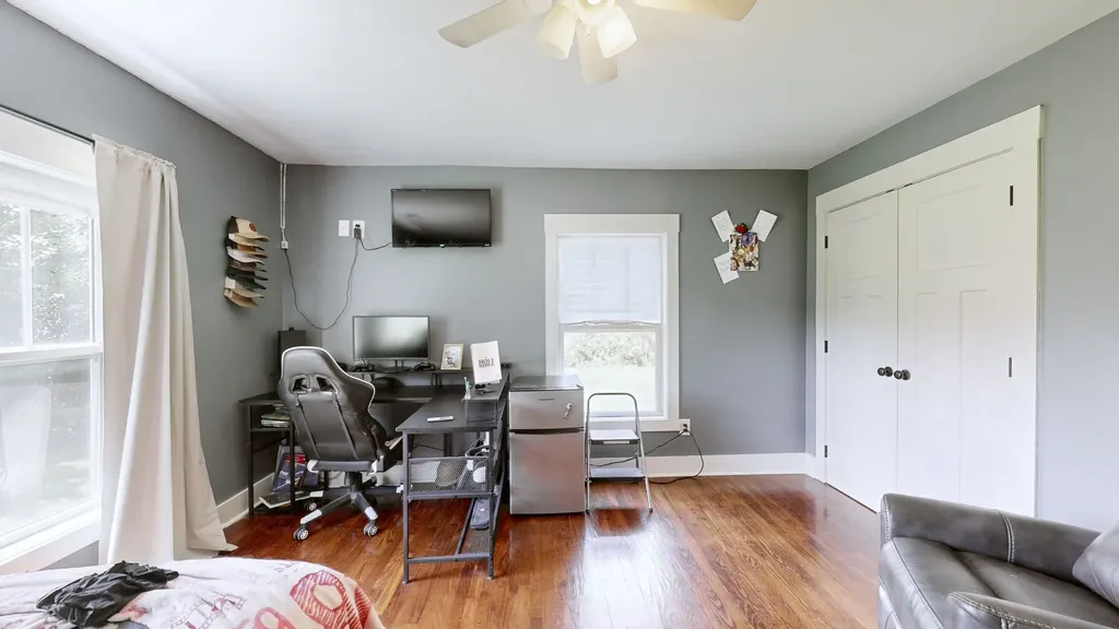 1044 Cherry Lane Murfreesboro TN 37129
