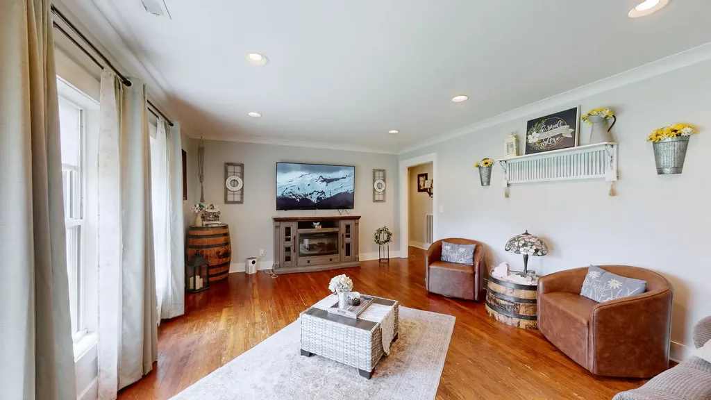 1044 Cherry Lane Murfreesboro TN 37129