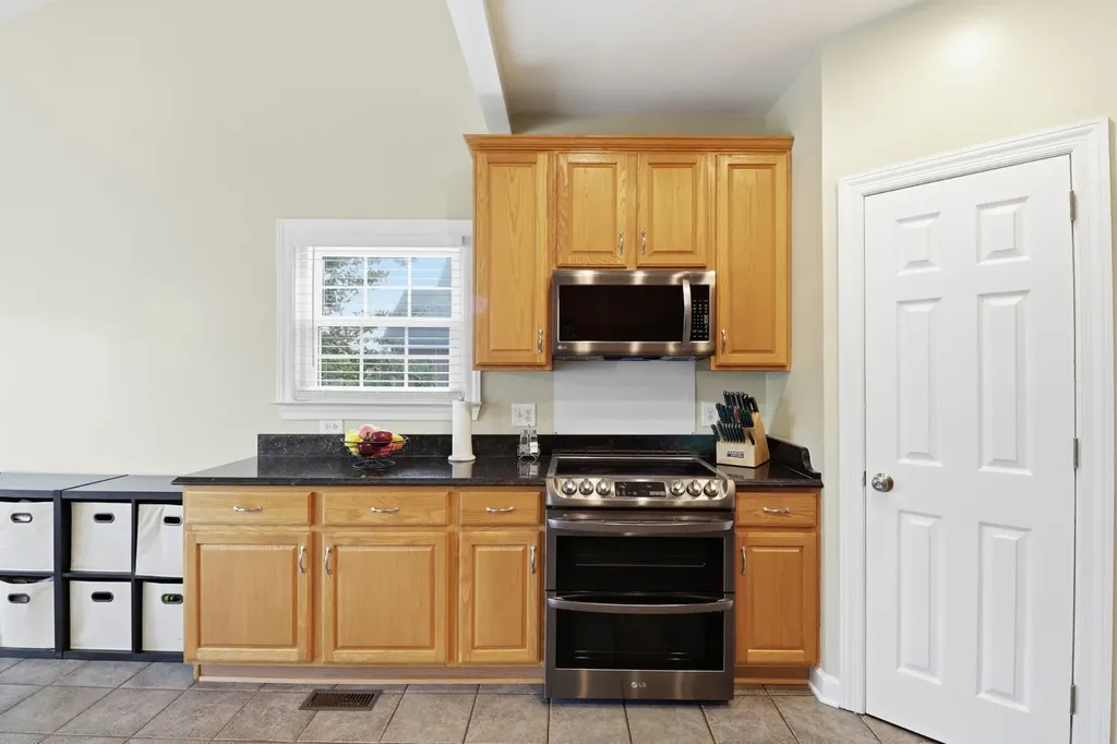 2010 Brunswick Drive Lebanon TN 37087