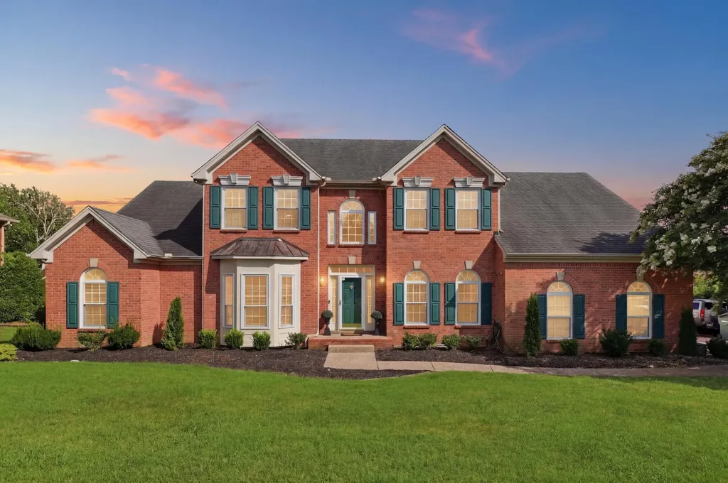 2010 Brunswick Drive Lebanon TN 37087