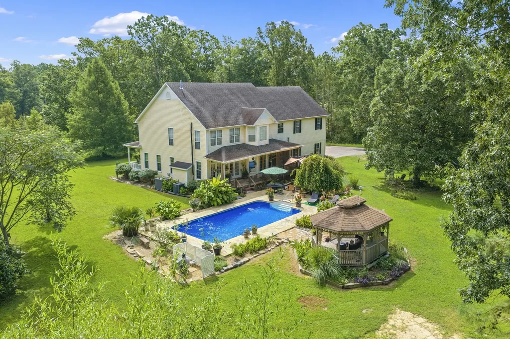 150 Beaver Lane Parsons TN 38363
