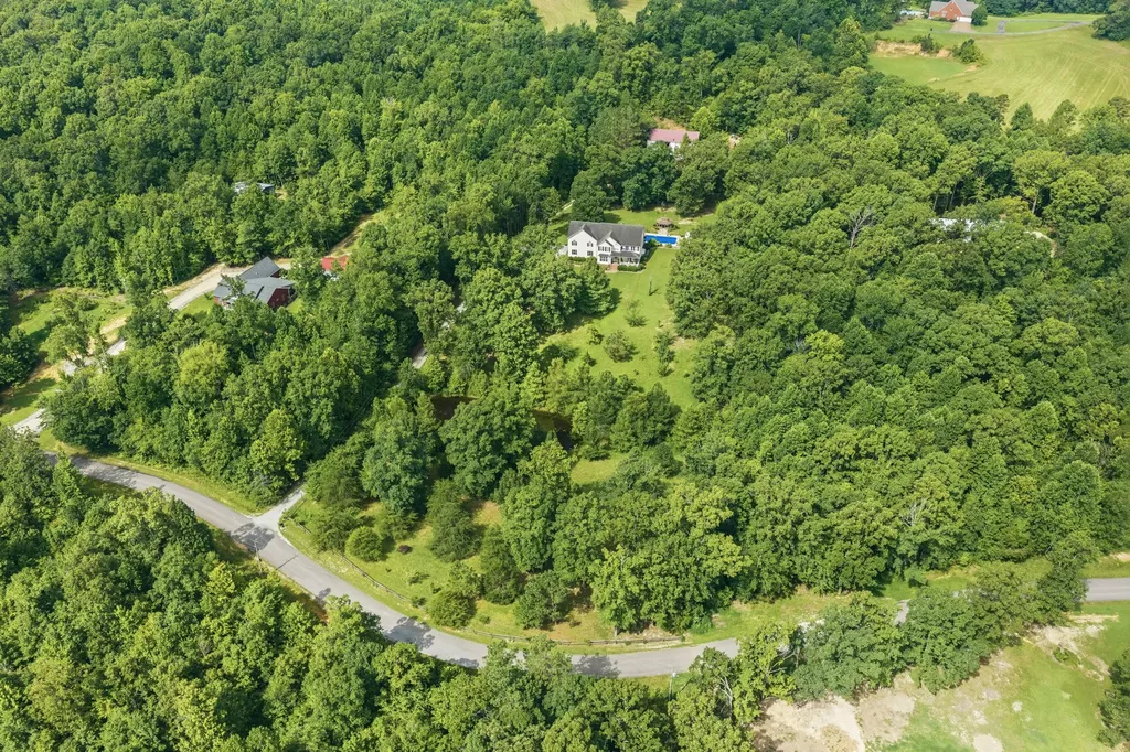 150 Beaver Lane Parsons TN 38363