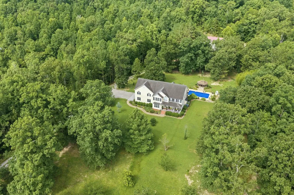 150 Beaver Lane Parsons TN 38363