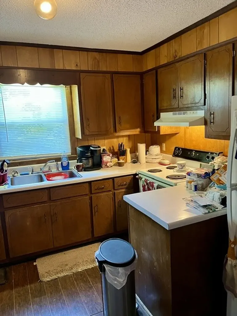 1621 Poss Road Smithville TN 37166