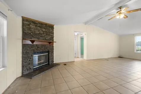 301 Shirley Bates Drive Clifton TN 38425