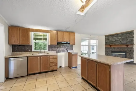 301 Shirley Bates Drive Clifton TN 38425