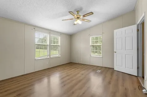 301 Shirley Bates Drive Clifton TN 38425