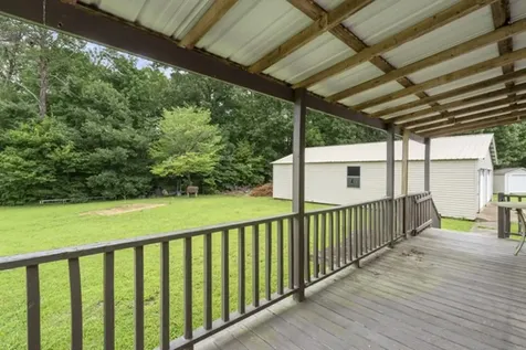 301 Shirley Bates Drive Clifton TN 38425