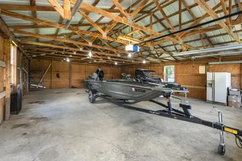 301 Shirley Bates Drive Clifton TN 38425