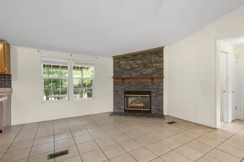 301 Shirley Bates Drive Clifton TN 38425
