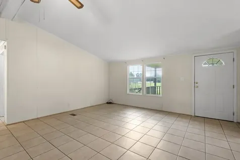 301 Shirley Bates Drive Clifton TN 38425
