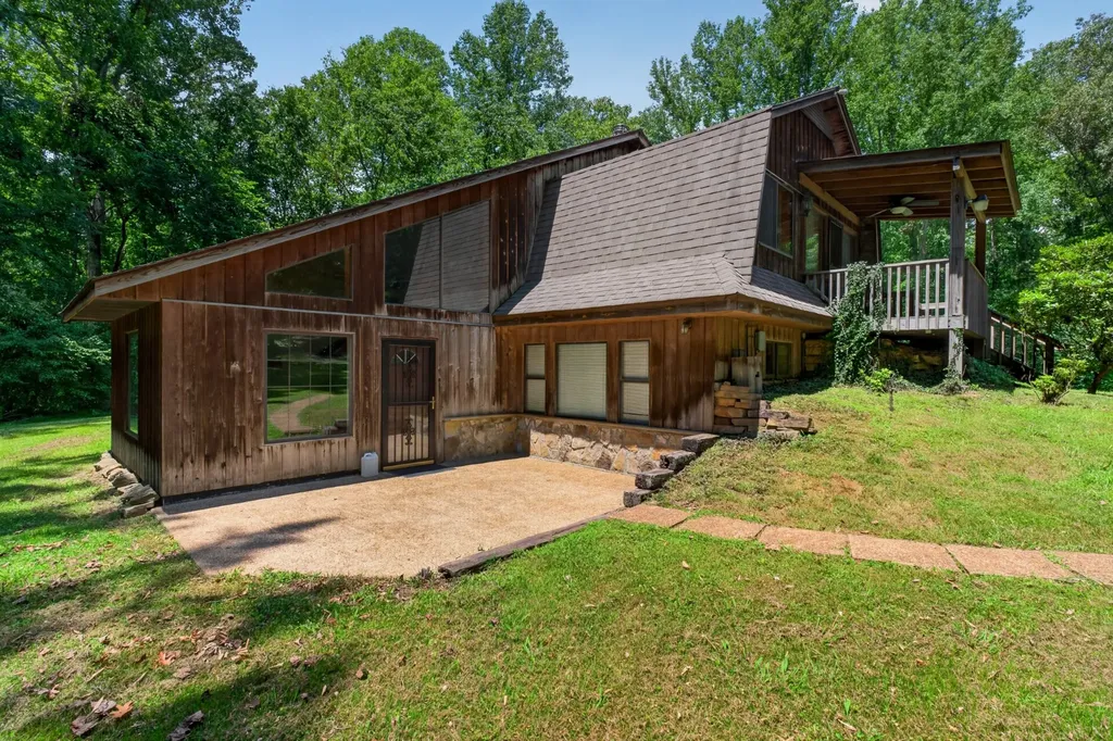 1403 Tanasi Trail Cookeville TN 38506
