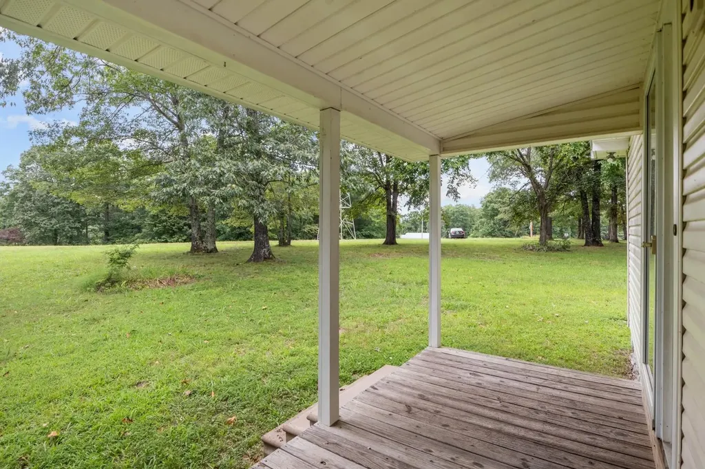908 Bear Cub Run Centerville TN 37033